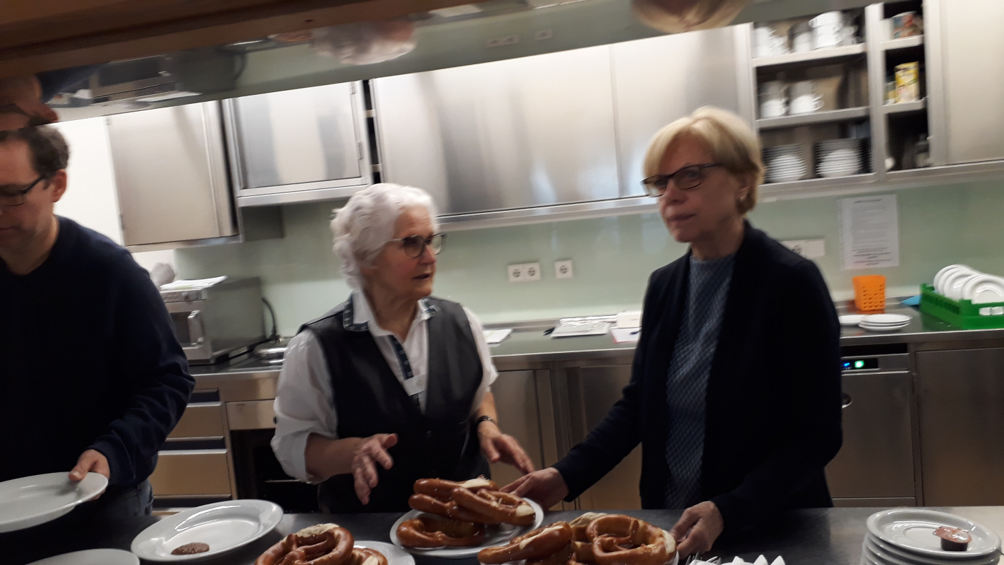 KAC-Lochau-Weisswurstessen Fleissige Helfer in der Küche KAC Lochau Weisswurstessen fleissige Helfer in der Kueche 20 3