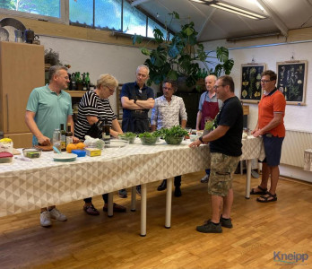 KAC Bludenz Maenner Kraeuterkochen 18