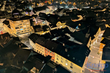 175242878-Bludenz-von-oben-bei-Nacht 175242878-Bludenz-von-oben-bei-Nacht